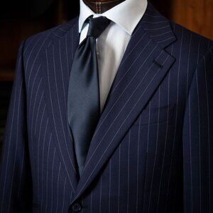 Handsome  Men's Fine Wool Suiting Navy Pinstripe Blazer